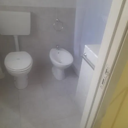 Bed And Fly Aeroporto Fontanarossa Reception H24 Bagno Privato In Bed & Breakfast 2*