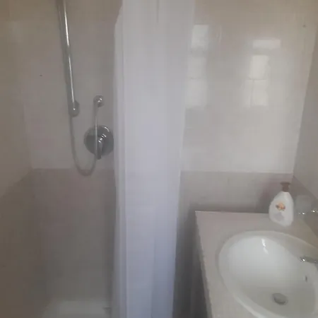 Bed And Fly Aeroporto Fontanarossa Reception H24 Bagno Privato In 2*