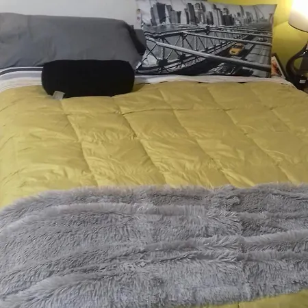 Couette-café Bed And Fly Aeroporto Fontanarossa Bagno Privato In 3*