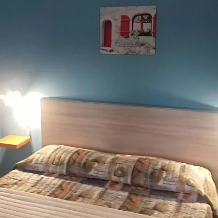 Couette-café Bed And Fly Aeroporto Fontanarossa Bagno Privato In 3*