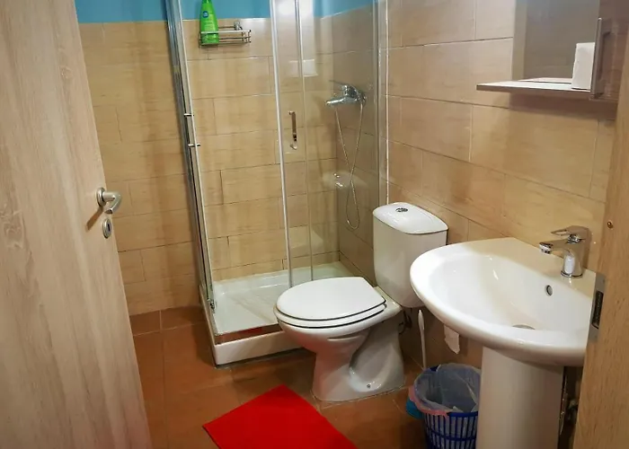 Bed & Breakfast Bed And Fly Aeroporto Fontanarossa Bagno Privato In 3*