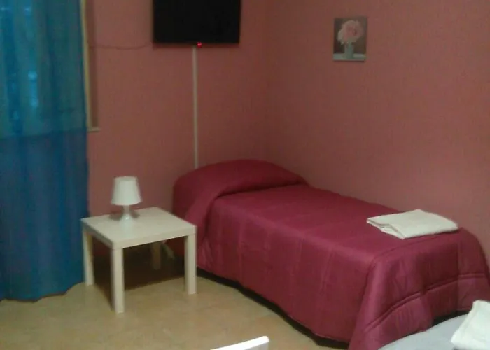 Bed And Fly Aeroporto Fontanarossa Bagno Privato In 3*